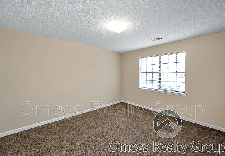 403 22nd Ave NE — Photo 7