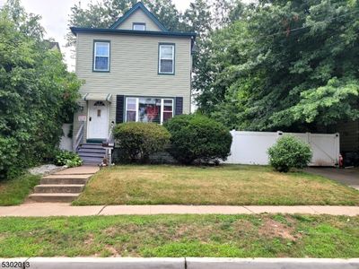 156 E 8th Ave, Roselle, NJ, 07203
