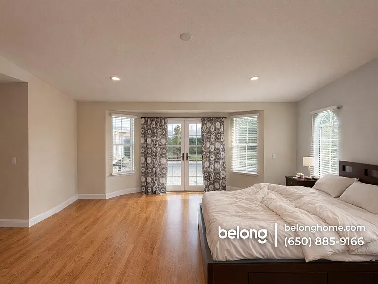 4560 Gertrude Dr — Photo 5