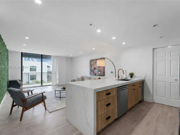 1300 Ponce De Leon Blvd APT 815, Coral Gables, FL 33134