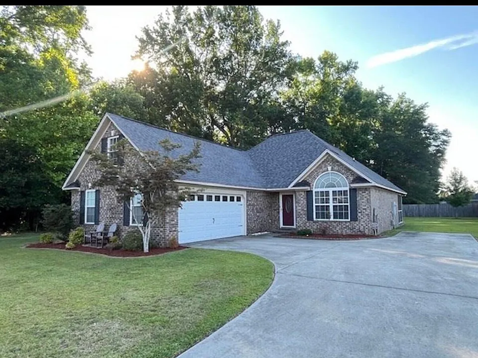 30 Gandalf Cir