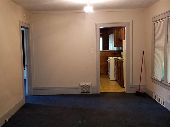 3rd image of 239 W Cleveland Ave