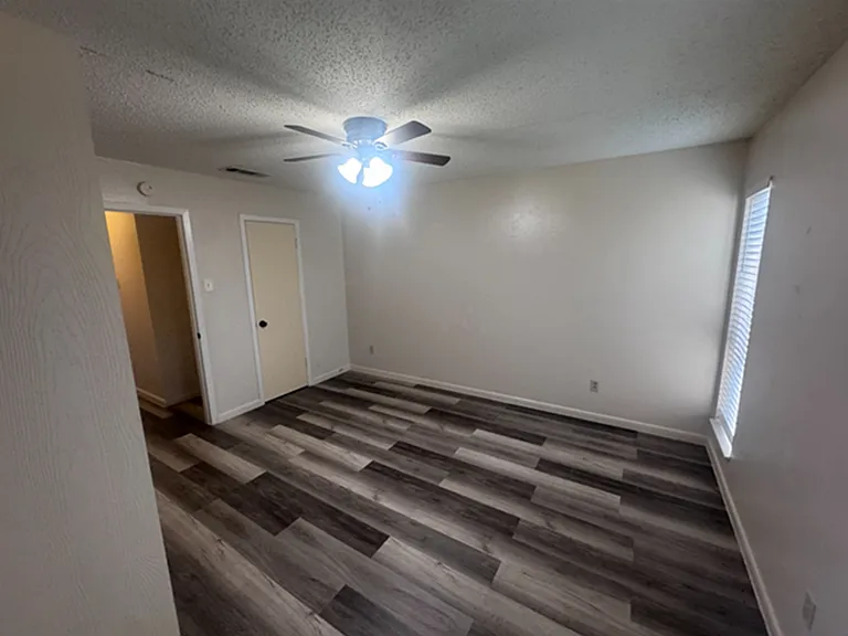 13511 Red Fern Ln — Photo 17