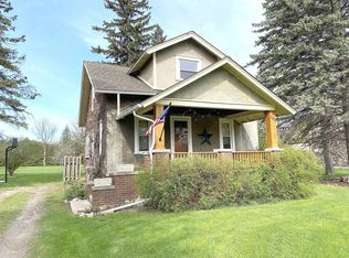 1089 N Pine Rd, Essexville, MI
