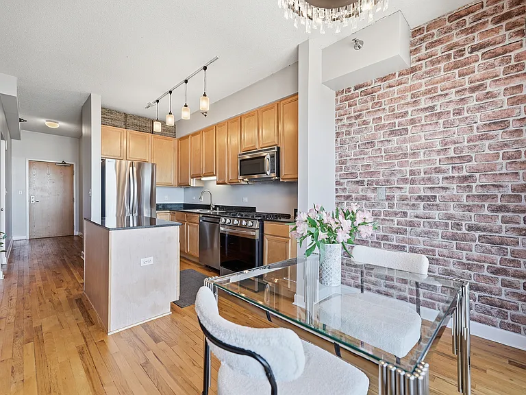 41 E 8th St #2905 — Photo 4