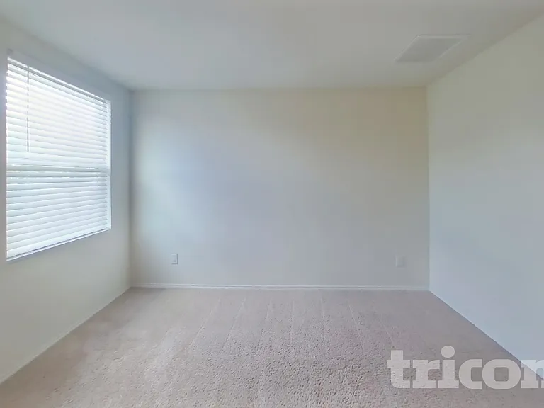 5672 McClelland St — Photo 6