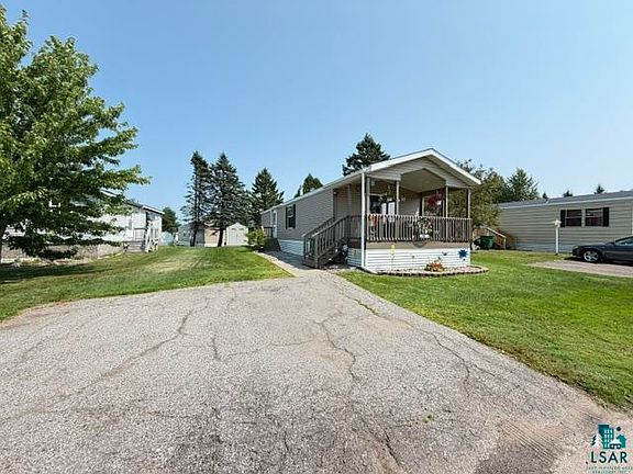 2nd image of 8 Balsam Way