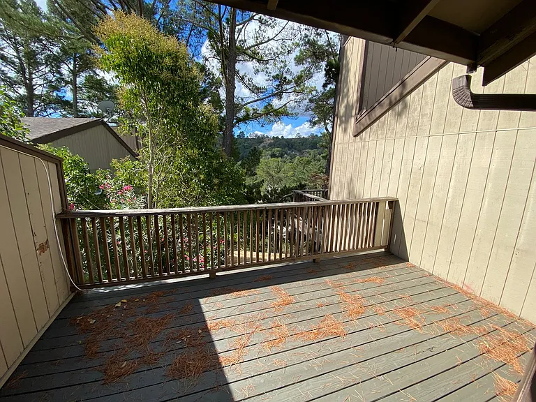 1970 Ascot Dr — Photo 11