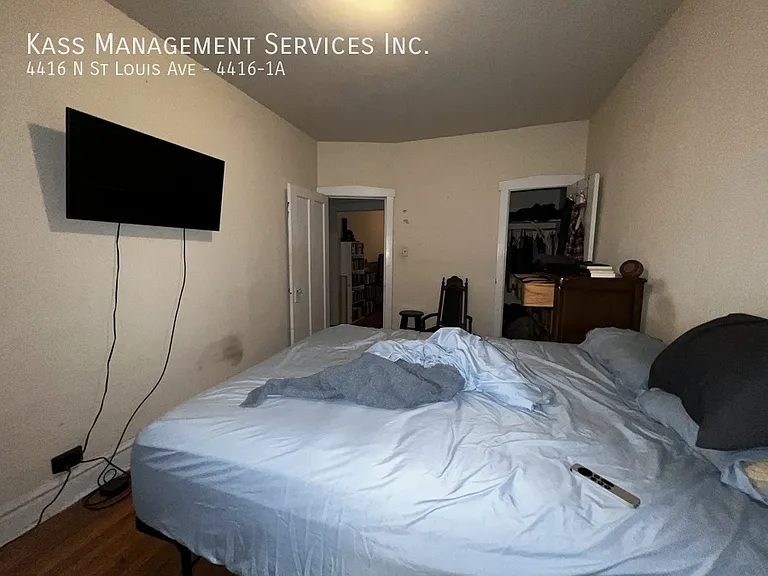 4412-26 N St Louis Ave. — Photo 17
