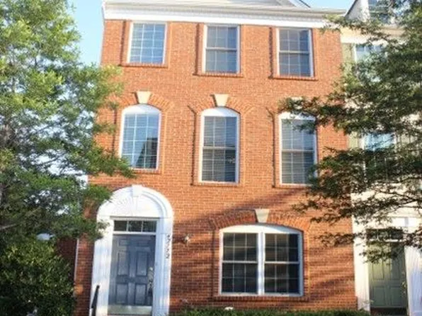 42772 Hollingsworth Ter, Chantilly, VA 20152