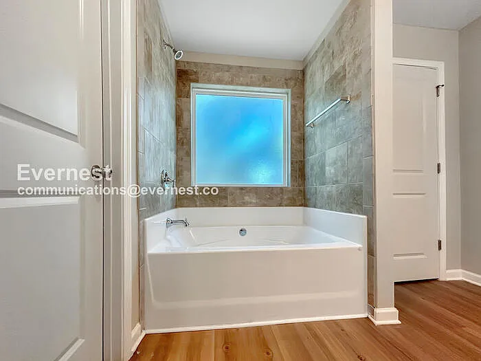 1542 Persimmon Trce — Photo 8