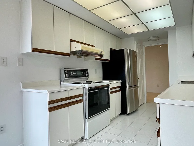195 Saint Patrick St #704B — Photo 4
