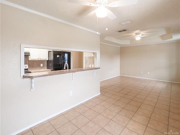 4th image of 2651 Meadow View Dr