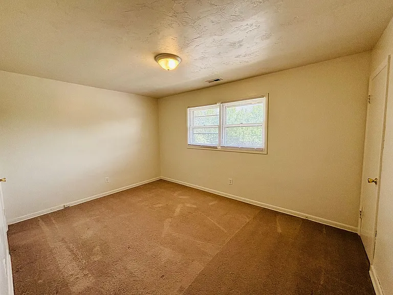 1407 Toms Creek Rd #5 — Photo 14