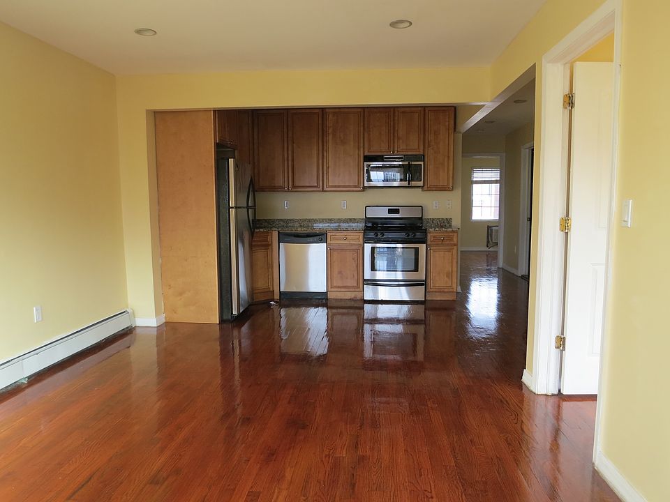 1st image of 7877 81st St #3FL