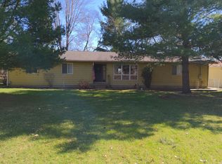 19919 Bartell Rd, Gregory, MI 48137