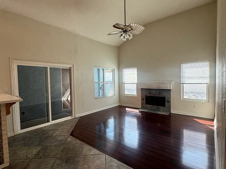 2613 Sheridan Rd — Photo 17