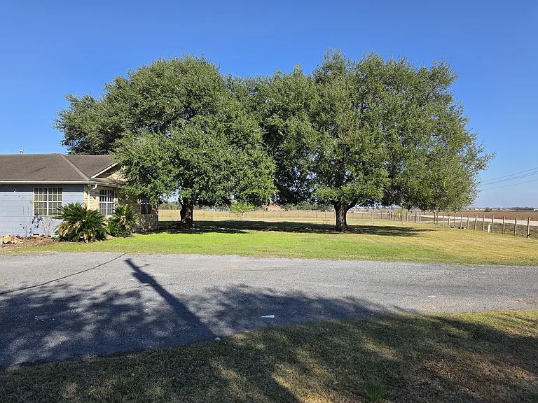 8906 Grunwald Rd — Photo 8