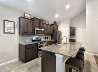 15949 Hayes Ridge Dr, Fort Worth, TX 76177