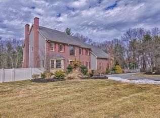 11 White Dove Rd, Franklin, MA 02038