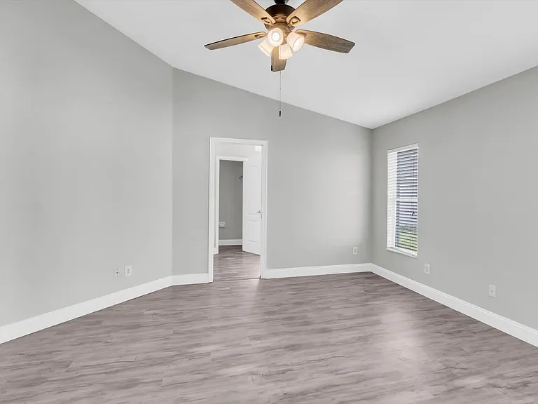 3335 Clover Blossom Cir — Photo 14