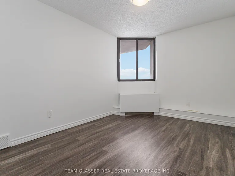 340 Colborne St #2106 — Photo 22