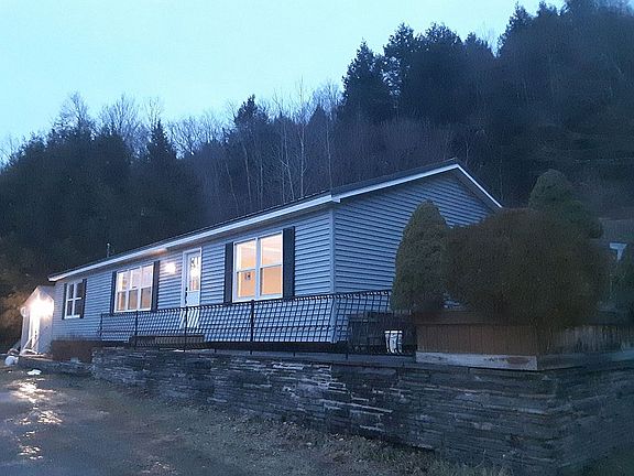 3rd image of 155-205 Huckleberry Brook Rd