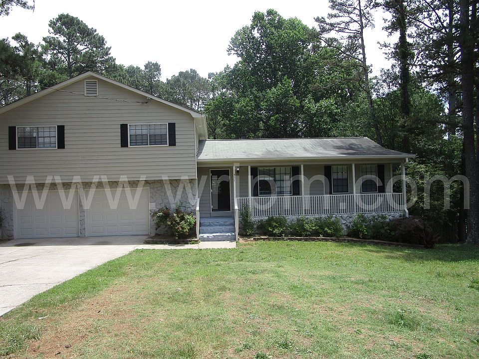 1st image of 551 Rivercrest Dr