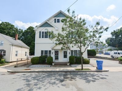 41 Oak St #2, Waltham, MA, 02453