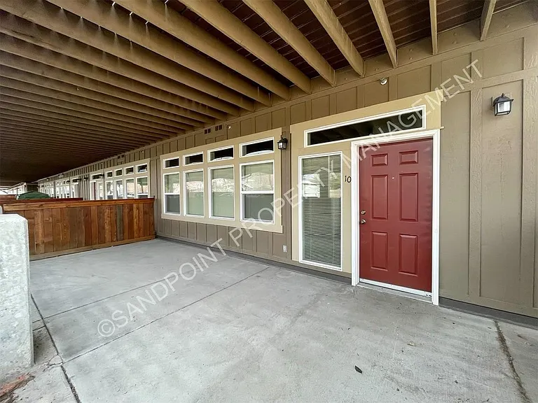 1602 Pine St #10 — Photo 3