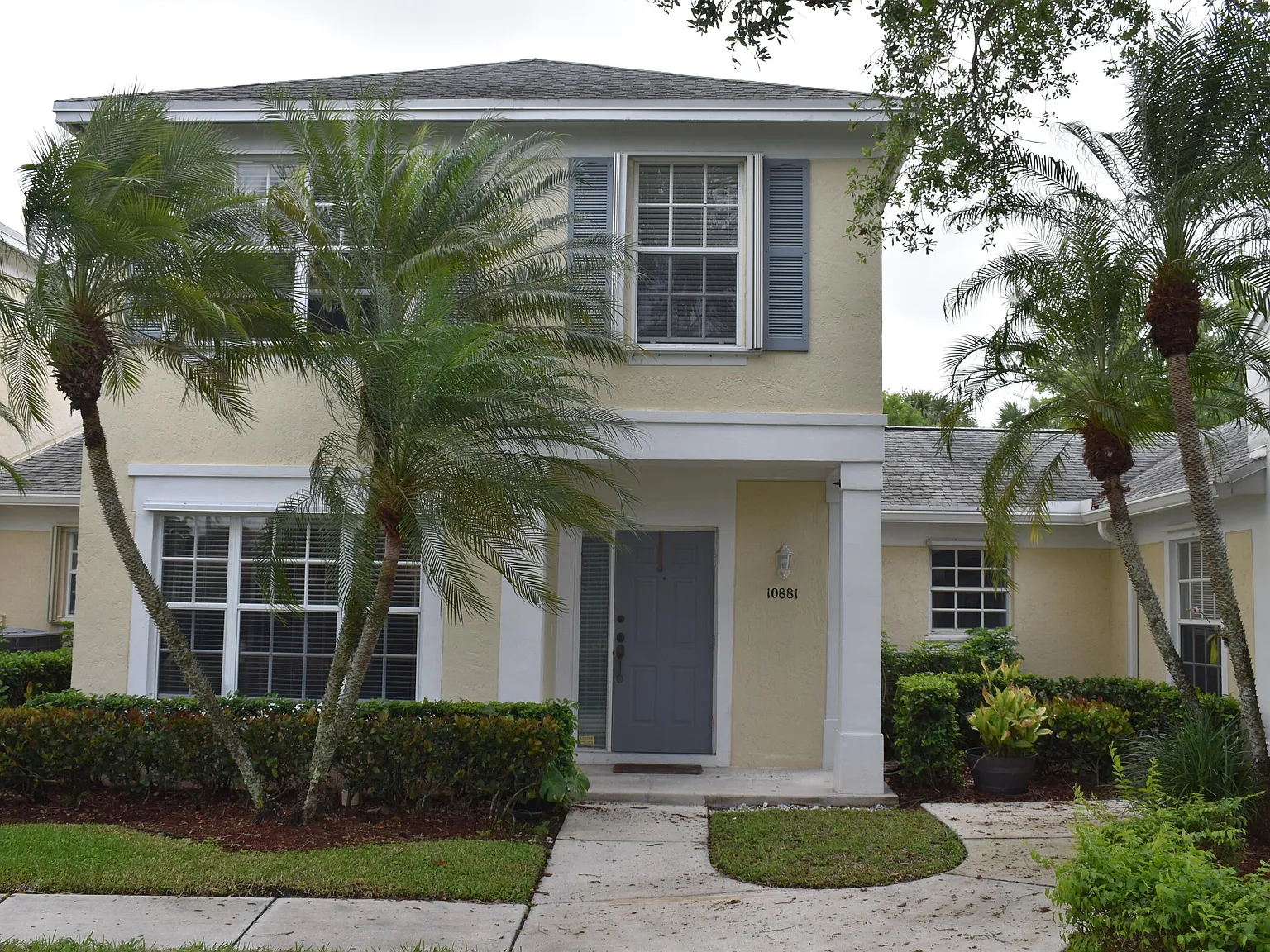 3 bed, 2.5 bath, 1627 sqft, $3,150 — Photo 2
