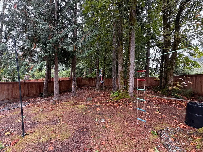 5 bed, 4.0 bath, 2970 sqft, $4,995 — Photo 3