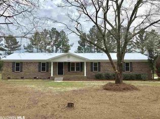 26044 Merchant Ln, Elberta, AL 36530