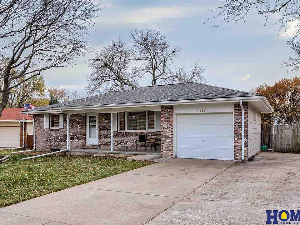 1st image of 1531 Hays Dr