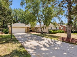 95 15th Ave SW, New Brighton, MN 55112