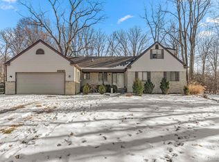 25474 Edgemont Dr, Southfield, MI