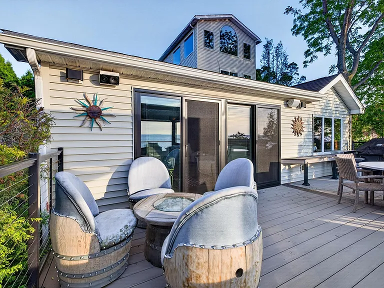 Intimate seating on the wine barrel furniture.