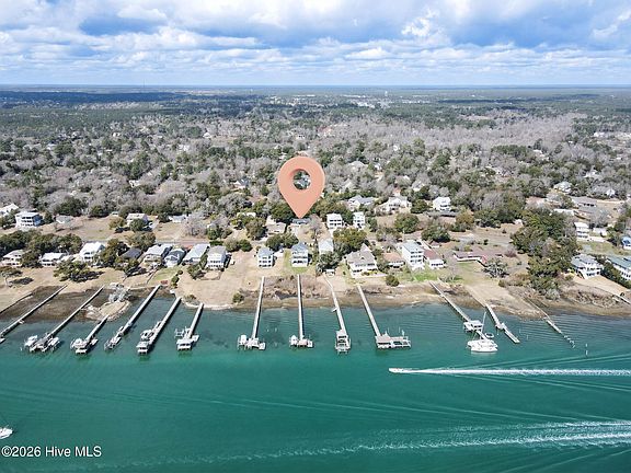 2nd image of 1676 Kings Landing Road