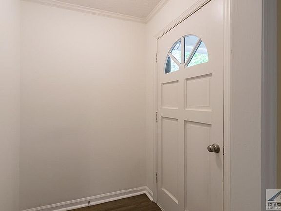 2nd image of 1080 Brookwood Dr