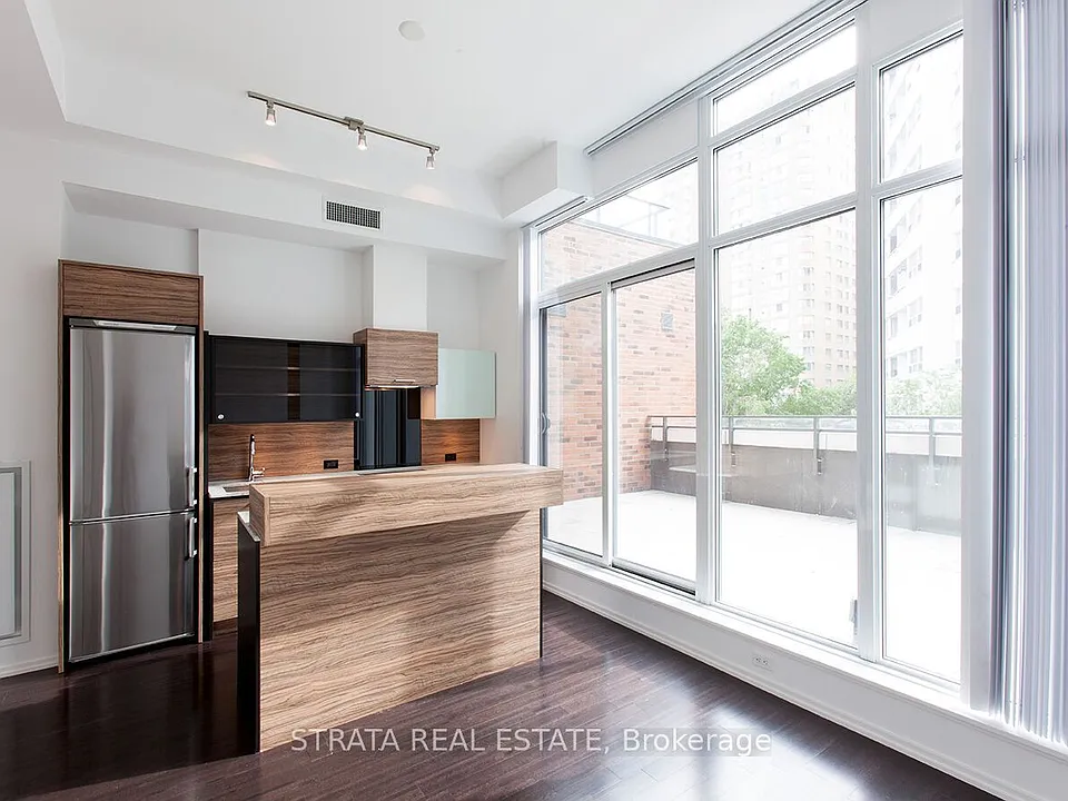 75 Saint Nicholas St #308