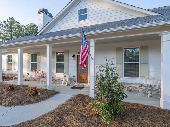 5761 Dixie Hwy, Rutledge, GA 30663