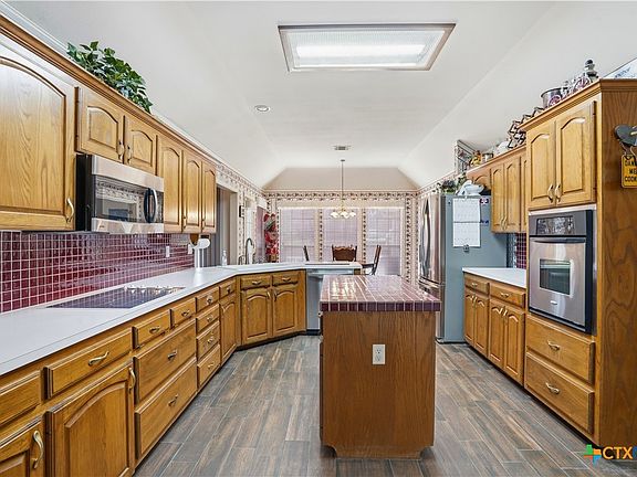 3rd image of 2117 Lakeview Loop