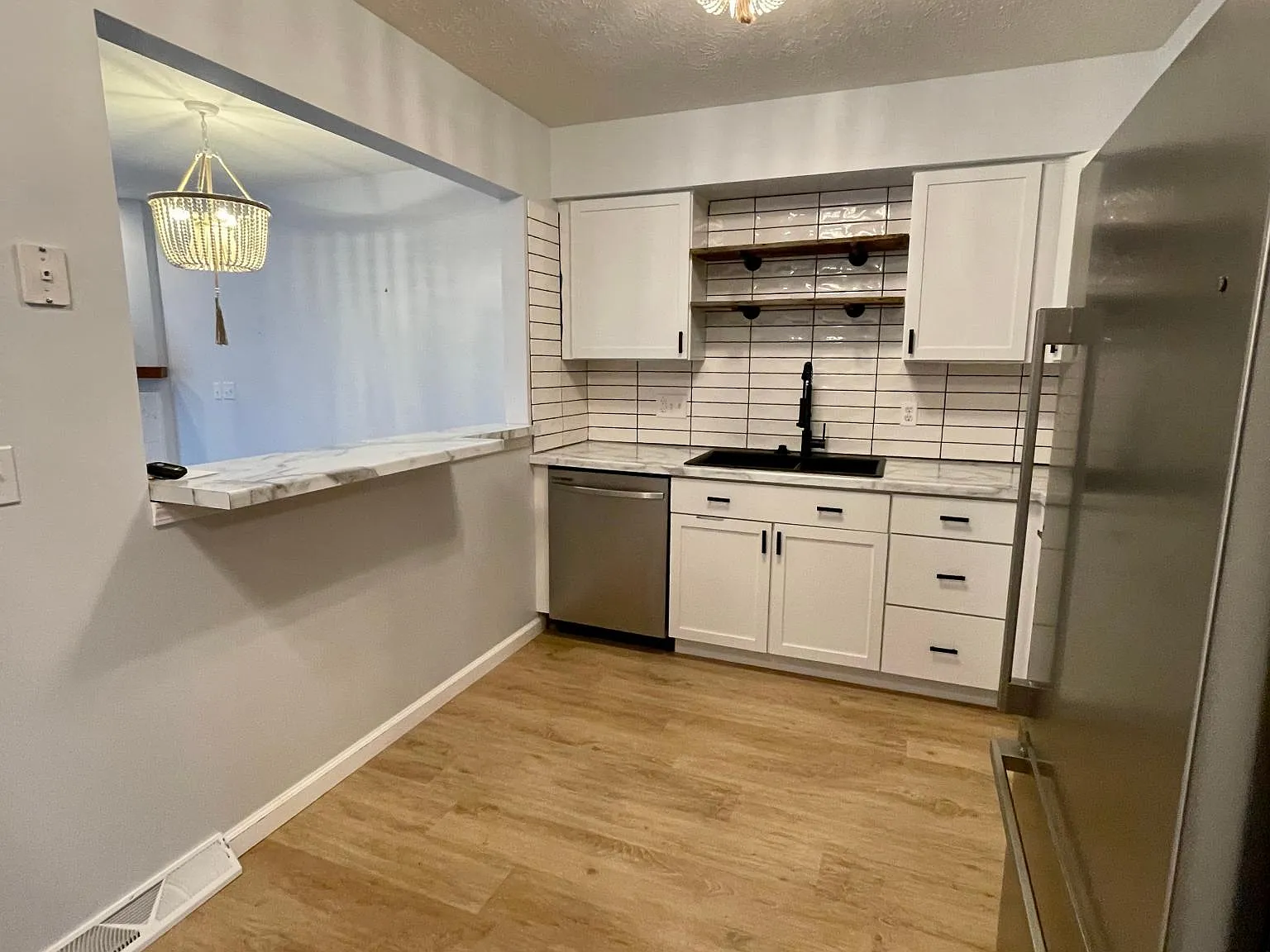 1207 Windmill Way S — Photo 3