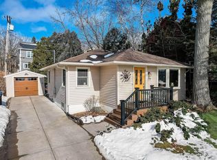 5810 Roosevelt St, Middleton, WI 53562