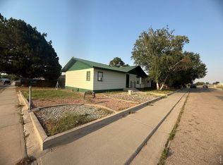 114 Linden Dr, Log Lane Village, CO 80705