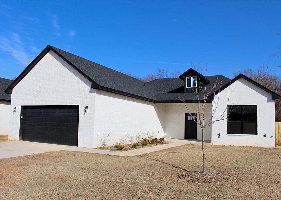1st image of 4206 N Shadybrook Dr