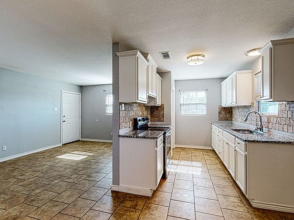 2nd image of 1112 Alameda Ave