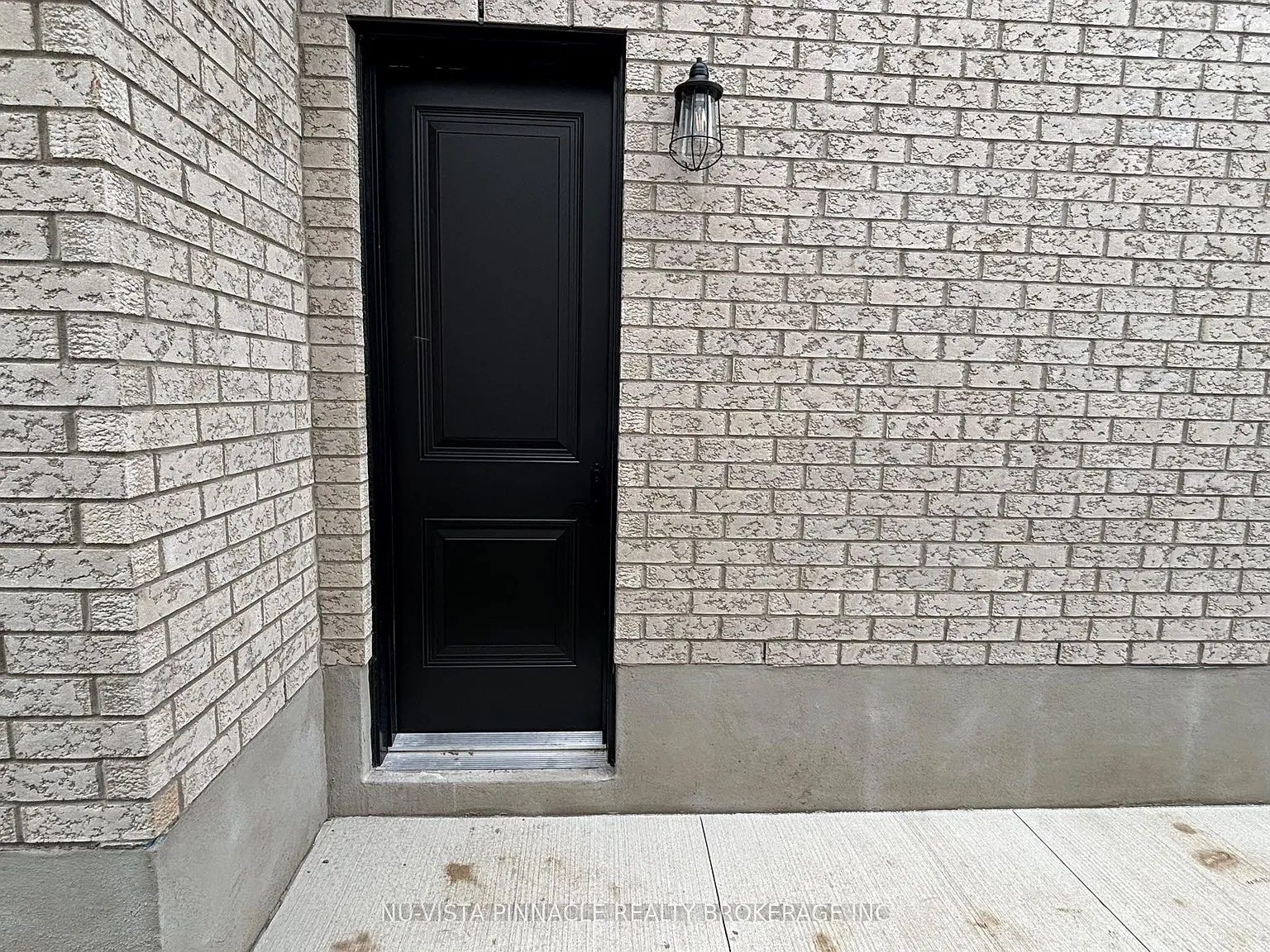 2 bed, $1,700 — Photo 3