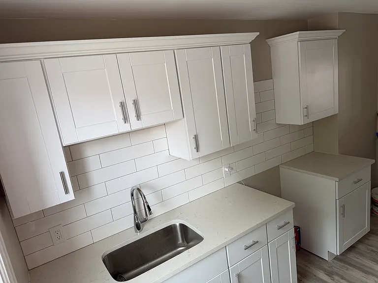 240 Walnut St #3 — Photo 2