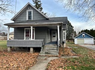 1844 Doty St, Oshkosh, WI 54902